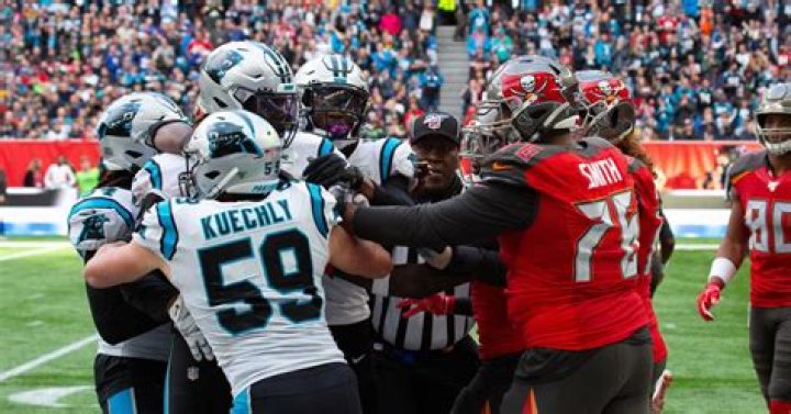 Who are the Bucs rivals?